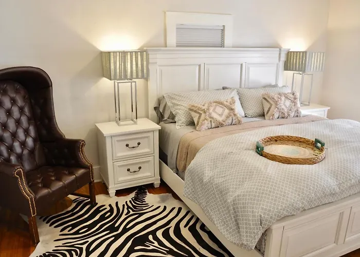 Cozy 2 Bdrm Vacation Rental - 1 Mile To Dtwn Rapid City